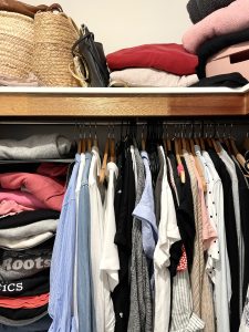 Decluttering My Closet Continues: Can I achieve a simplified wardrobe?